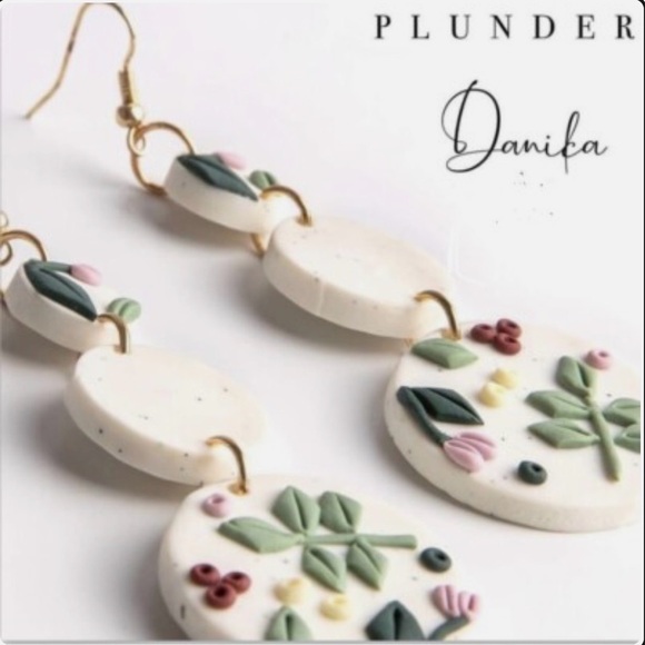 Plunder Jewelry - 3/$25 PLUNDER WHITE FLORAL CLAY DANGLE EARRINGS - BRAND NEW!